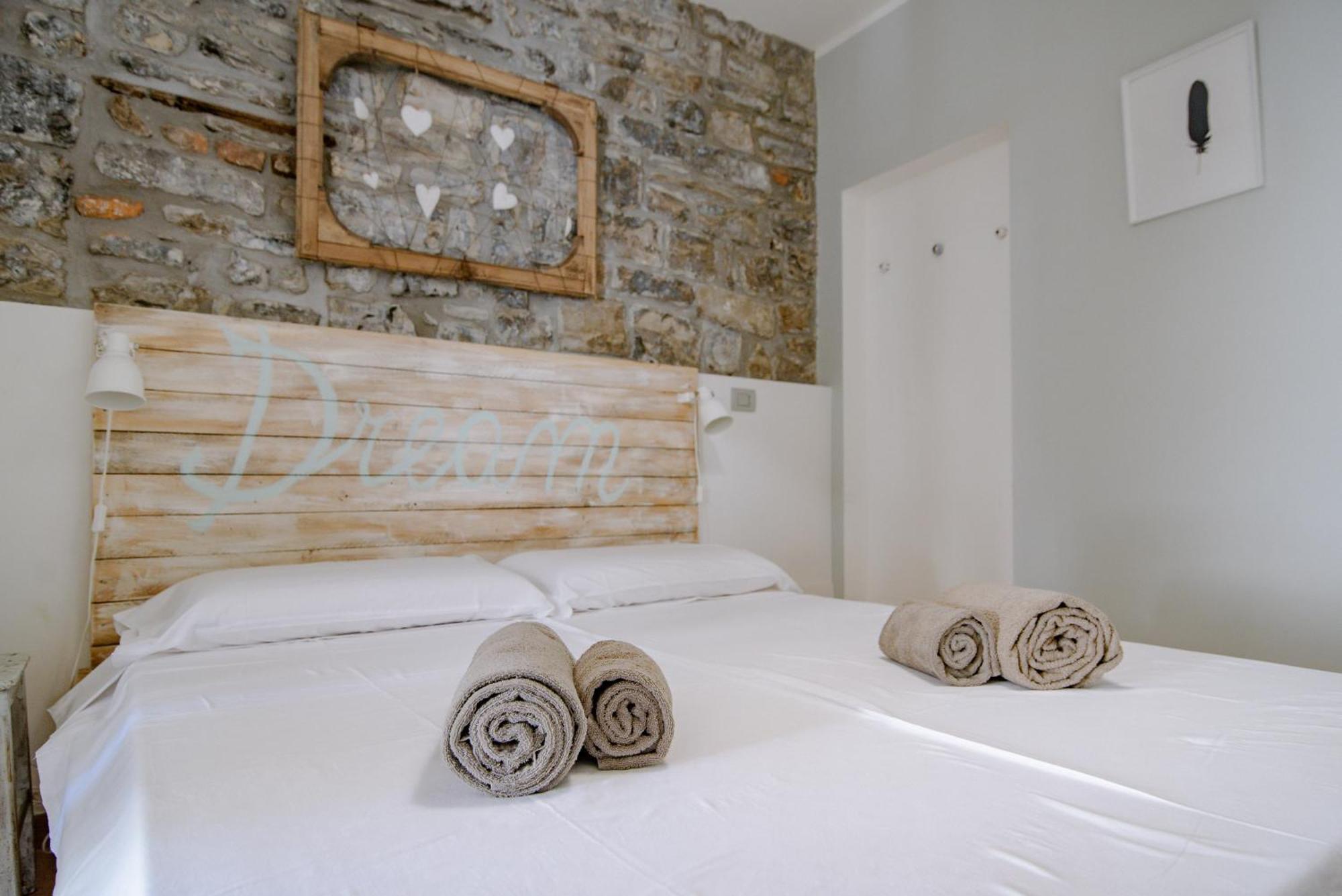 Gem Of The Lake - Luxury Apartment Como Old Town ภายนอก รูปภาพ