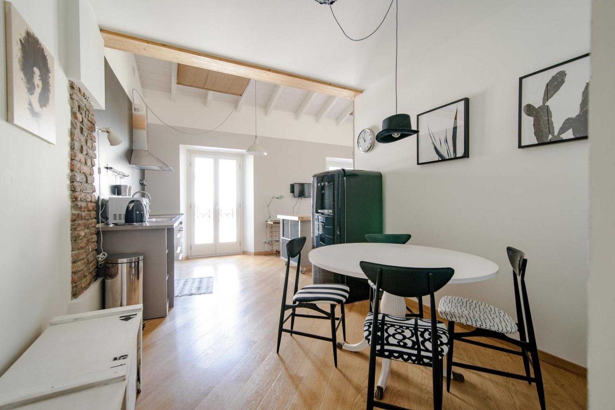 Gem Of The Lake - Luxury Apartment Como Old Town ภายนอก รูปภาพ